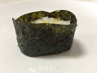 鱼子军舰寿司的做法步骤:6