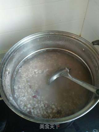 红豆绿豆高粱米粥的做法步骤:4