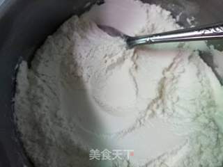 葱油饼的做法步骤：2