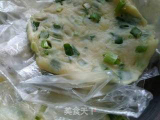 葱油饼的做法步骤：6