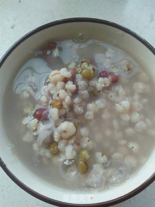 红豆绿豆高粱米粥的做法步骤:6