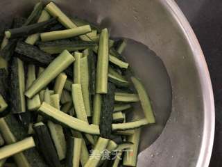 #凉拌菜#脆拌黄瓜的做法步骤:2