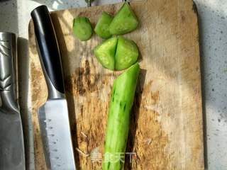 美味的沙拉:土豆胡萝卜苹果黄瓜沙拉的做法步骤:6
