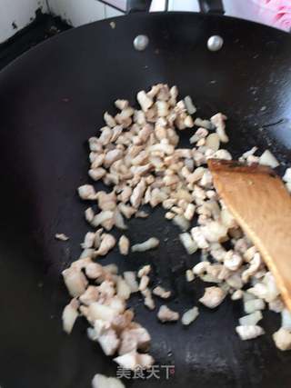 咸菜肉丁包的做法步骤:7