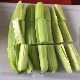凉拌黄瓜的做法步骤:2