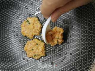 虾仁泡菜煎饼的做法步骤:7