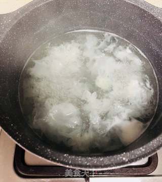 美容养颜雪耳炖的做法步骤:6