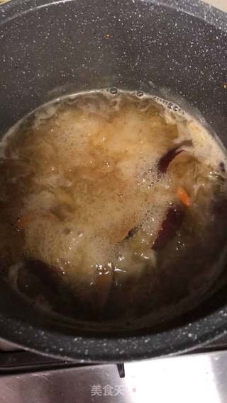 美容养颜雪耳炖的做法步骤：9