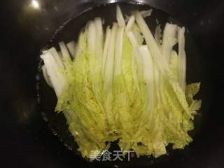 凉拌酸辣娃娃菜的做法步骤：2