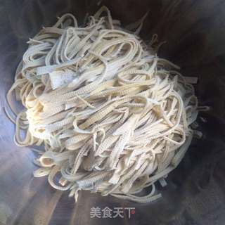 凉拌豆皮的做法步骤:3