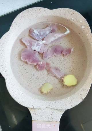 #猪肉木耳泥的做法图解3