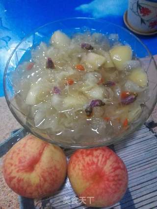 蜜桃玫瑰银耳羹的做法步骤:6