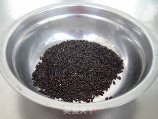 山药莲子黑米粥    的做法步骤：2