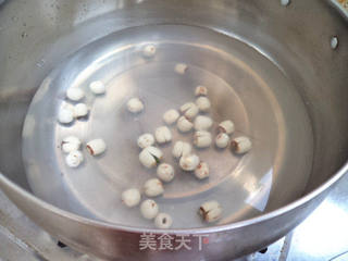 山药莲子黑米粥    的做法步骤：5