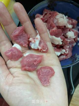 烤羊肉串(简单粗暴烤箱版)的做法步骤:2