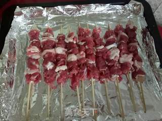 烤羊肉串(简单粗暴烤箱版)的做法步骤:5