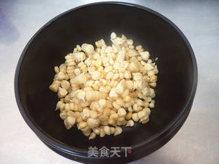 牛奶玉米奶昔的做法步骤:2