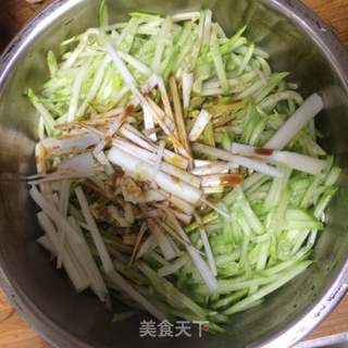 黄瓜拌豆腐丝的做法步骤：6