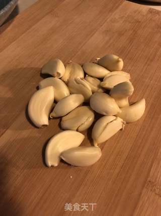 蒜香黄油煎扇贝的做法步骤:2
