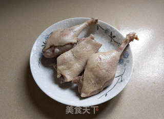酸辣炒鸭肉的做法步骤:2