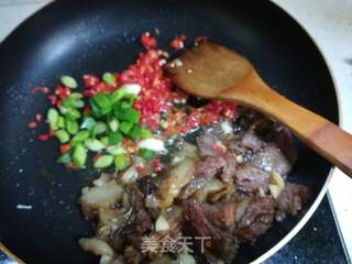 小炒猪头肉的做法步骤:6