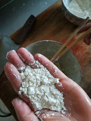 黄瓜煎饼的做法步骤:3