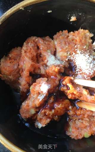 胡萝卜大虾饺子的做法步骤:10