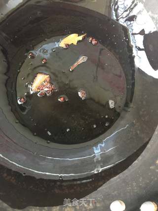 熬猪肉(油脂渣)的做法步骤:2