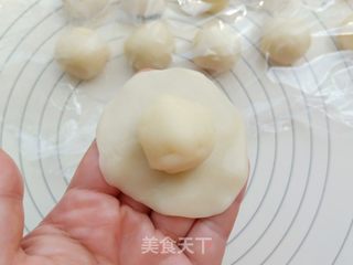 豆沙馅老婆饼的做法步骤:6