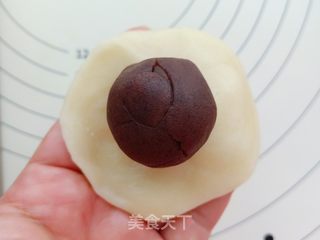 豆沙馅老婆饼的做法步骤:12