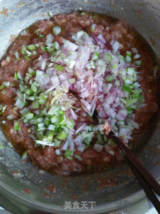 冬瓜芹菜肉大馅饺子的做法步骤:6