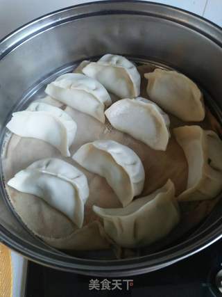 冬瓜芹菜肉大馅饺子的做法步骤：12