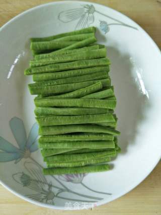 凉拌豆角的做法步骤：2
