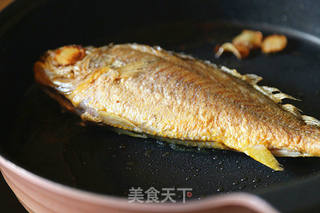 家常红烧黄花鱼的做法步骤:6