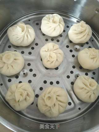 韭菜猪肉包的做法步骤:13
