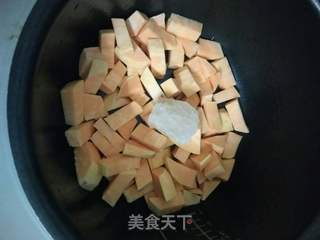 地瓜粥的做法步骤:2