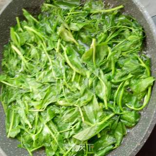 金枪鱼蔬菜拌饭的做法步骤:3