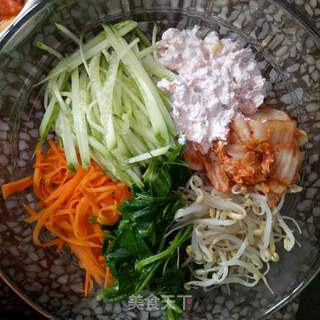 金枪鱼蔬菜拌饭的做法步骤:12