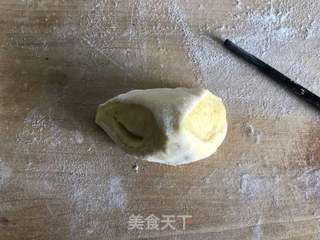 南瓜甜花卷的做法步骤:8