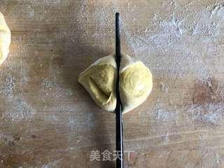 南瓜甜花卷的做法步骤:9