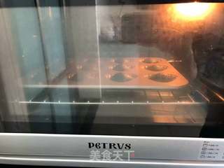 蝶豆花玛德琳的做法步骤:12