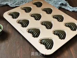 蝶豆花玛德琳的做法步骤:14