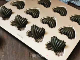 蝶豆花玛德琳的做法步骤:17