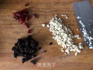 豆豉蒜香茄子的做法步骤：3