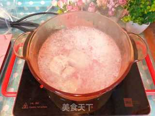 【宝宝辅食】胡萝卜山药排骨汤 的做法步骤:5