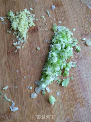 虾仁韭菜鸡蛋饺的做法步骤:4