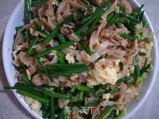 韭苔鸡蛋焖面的做法步骤:8
