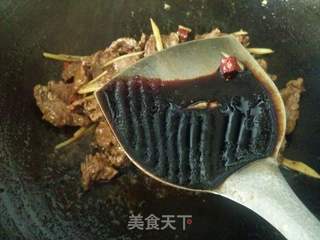 香辣牛肉的做法步骤：7