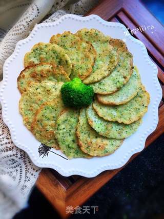 西兰花鸡蛋饼的做法步骤:12