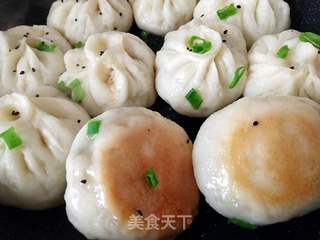 韭菜虾仁水煎包的做法步骤:7